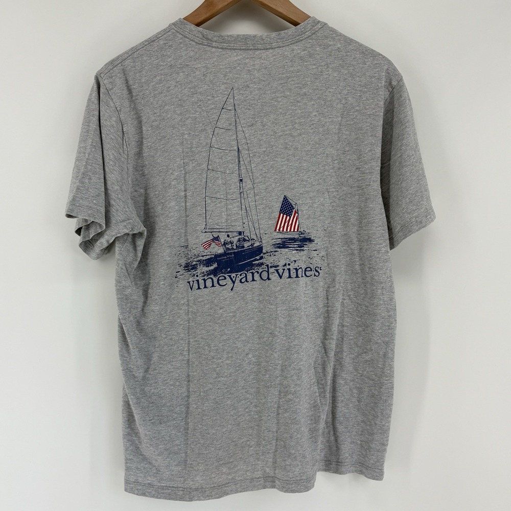 Vineyard Vines American Flag Sailboat Pocket T-Shirt Gray Size Small